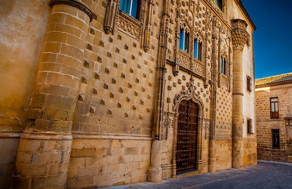 Estancia CATEDRAL - Baeza  