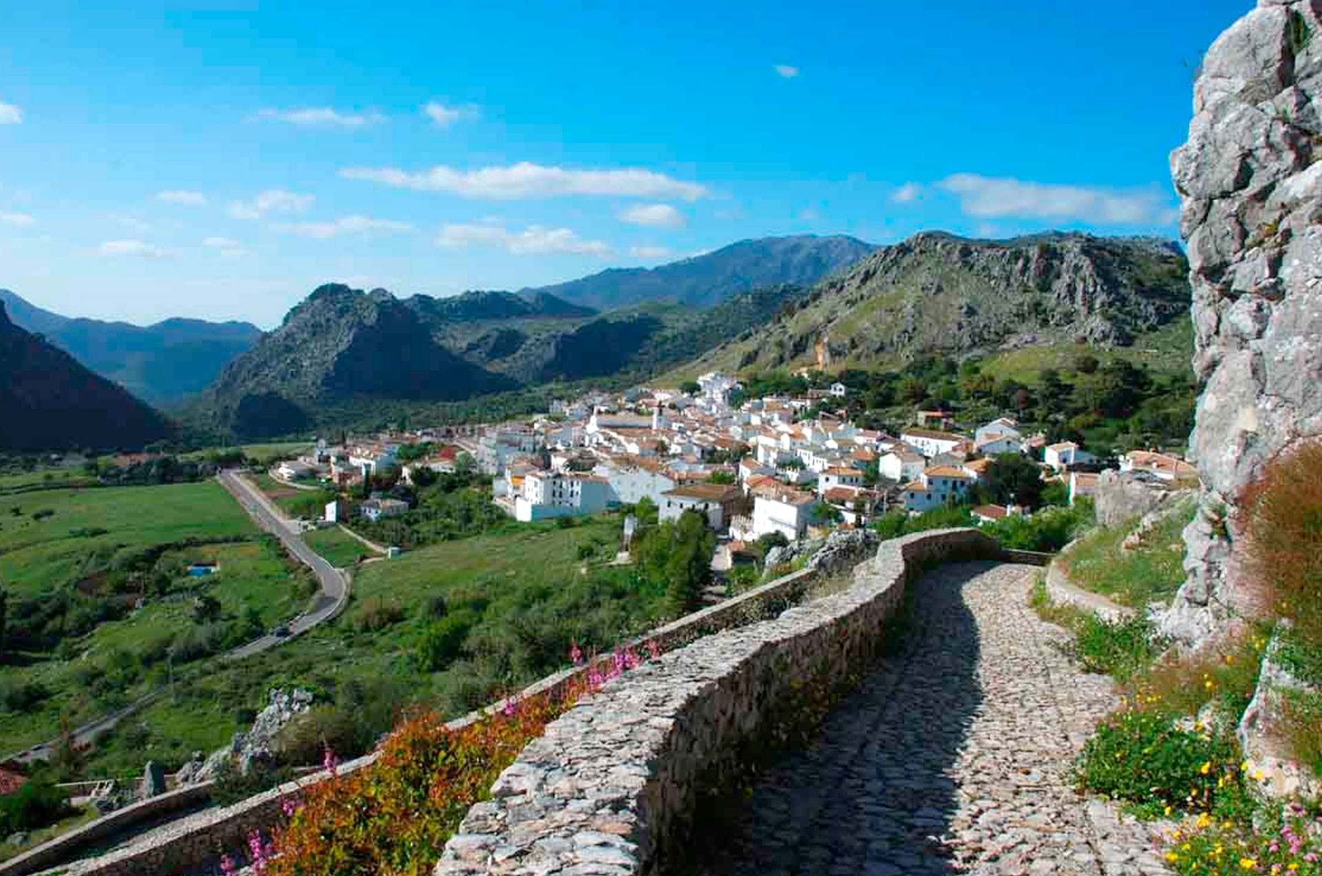 casas rurales en Benaocaz