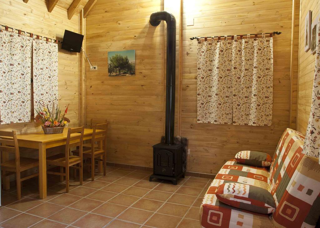 Apartamentos Paraje San Gines Casa de madera en Andujar  