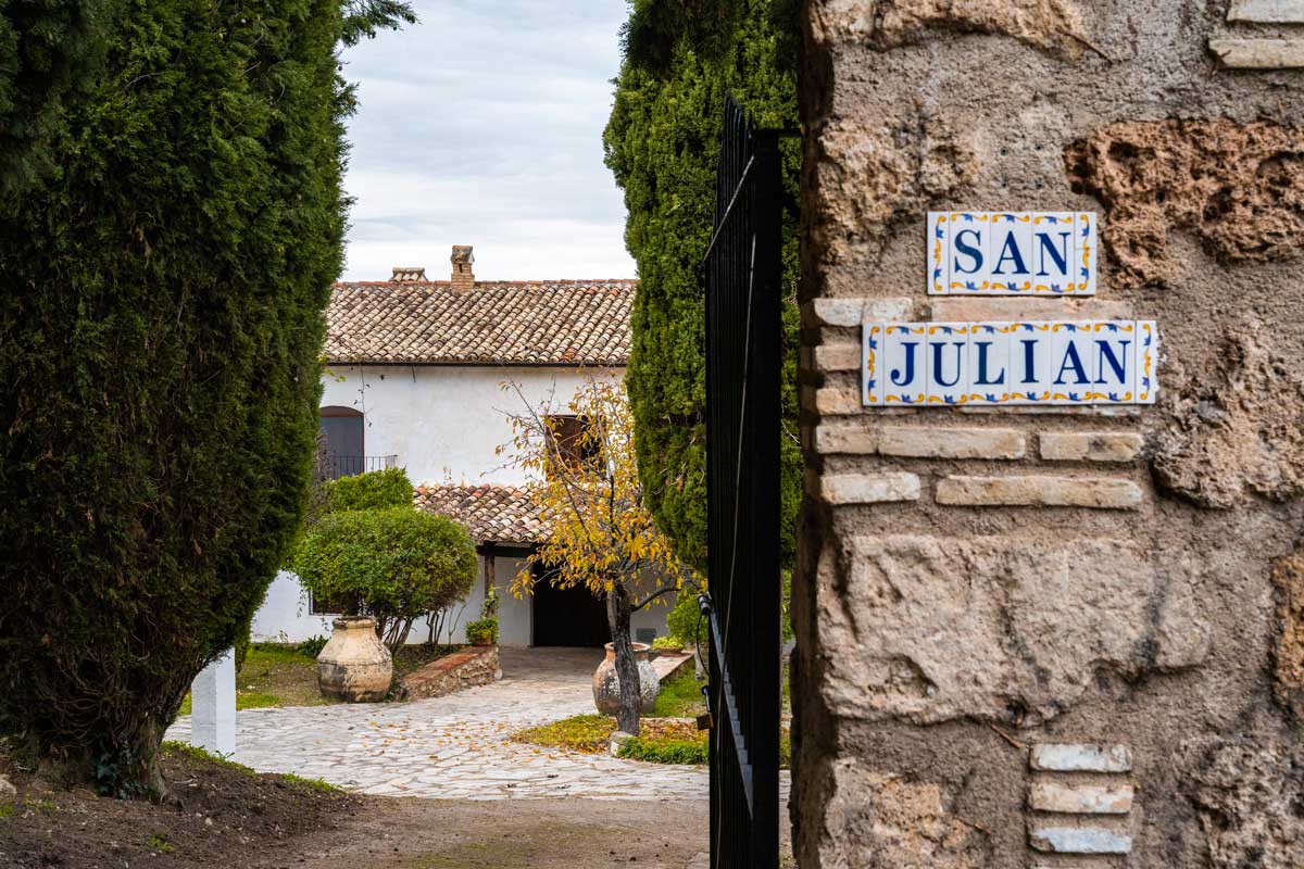 Ermita de San Julian V.T.A.R. - integro en La Iruela Burrunchel 