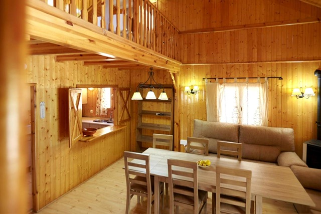 Casa de Madera El Vado Vivienda con fines turisticos en Villanueva del Arzobispo  