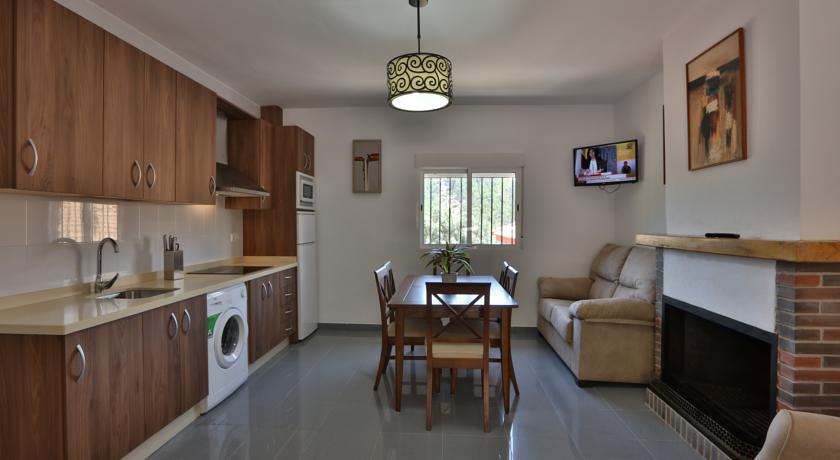 Apartamentos El Madroñal Vs.Ts.A.R. - integro en Santiago-Pontones Coto Rios 